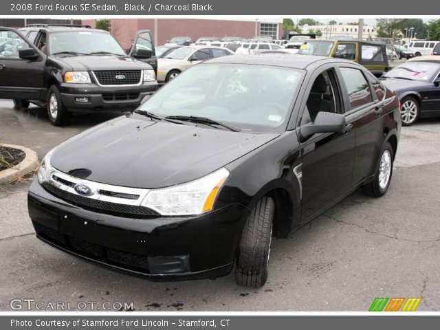 2008 Ford Focus SE Sedan in Black