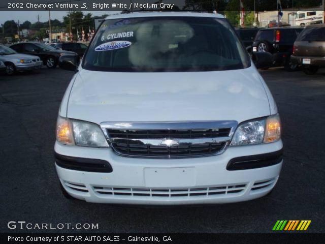 2002 Chevrolet Venture LS in Bright White