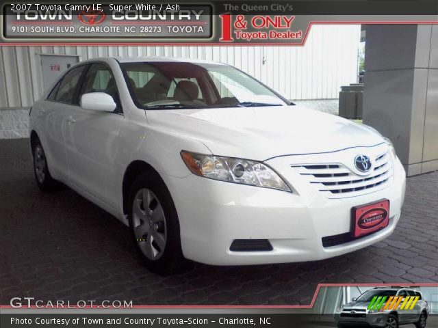 2007 Toyota Camry LE in Super White