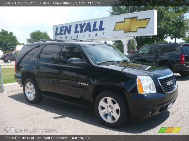 2007 GMC Yukon SLT 4x4 in Onyx Black