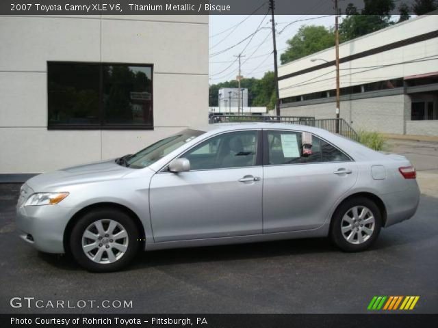 2007 Toyota Camry XLE V6 in Titanium Metallic