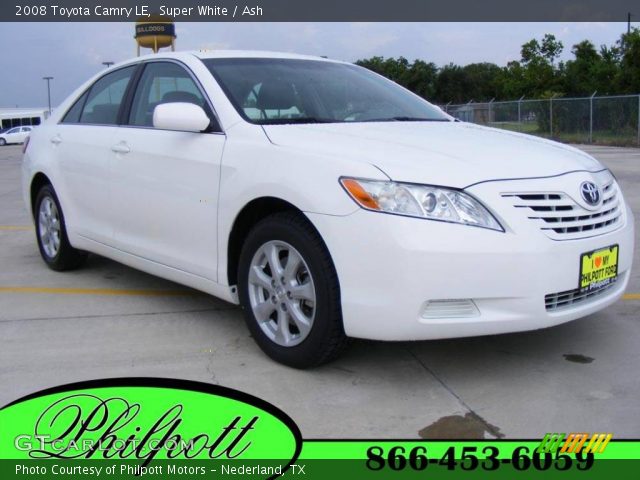 2008 Toyota Camry LE in Super White