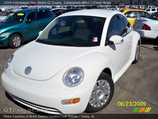 2004 Volkswagen New Beetle GL Coupe in Campanella White
