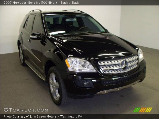 2007 Mercedes-Benz ML 500 4Matic in Black