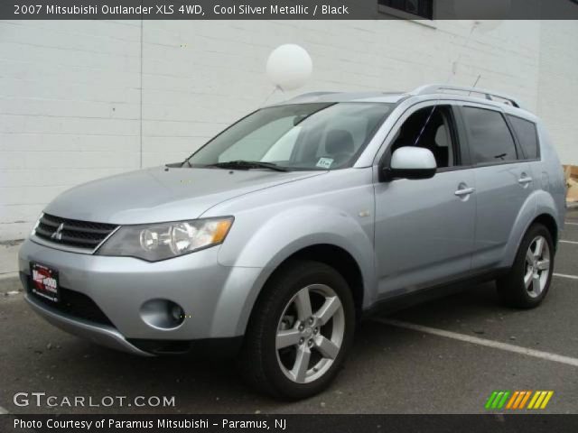 2007 Mitsubishi Outlander XLS 4WD in Cool Silver Metallic