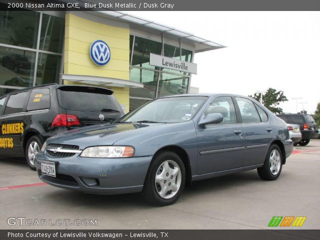 2000 Nissan Altima GXE in Blue Dusk Metallic