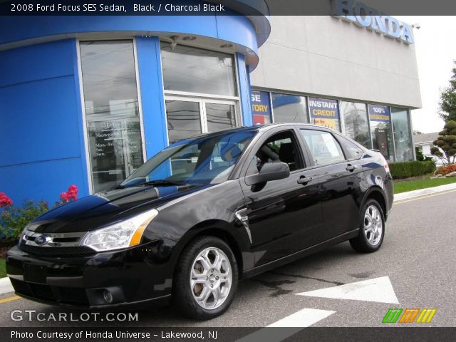 2008 Ford Focus SES Sedan in Black