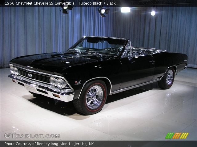 1966 Chevrolet Chevelle SS Convertible in Tuxedo Black