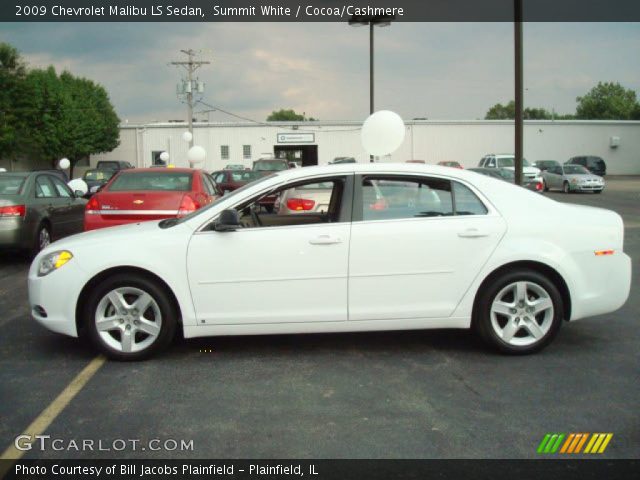 2009 Chevrolet Malibu LS Sedan in Summit White