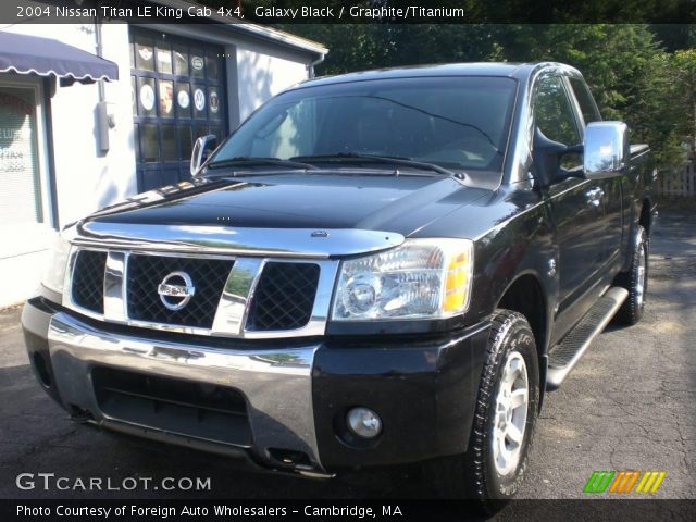 2004 Nissan Titan LE King Cab 4x4 in Galaxy Black