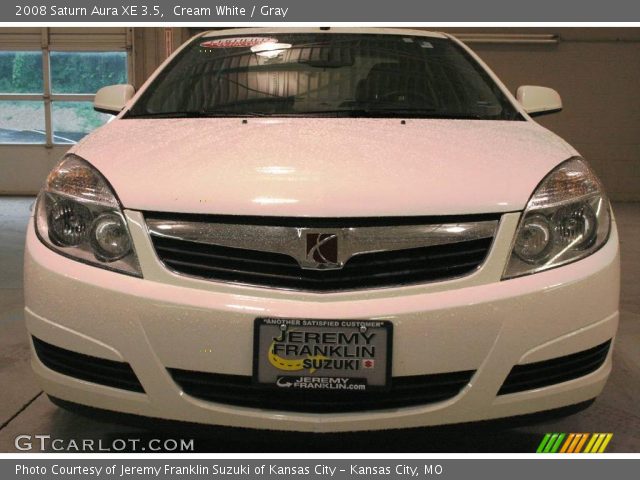 2008 Saturn Aura XE 3.5 in Cream White