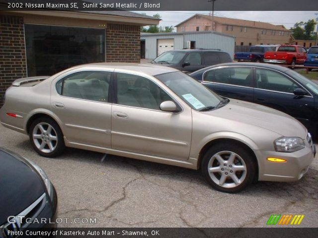 2002 Nissan Maxima SE in Sunlit Sand Metallic