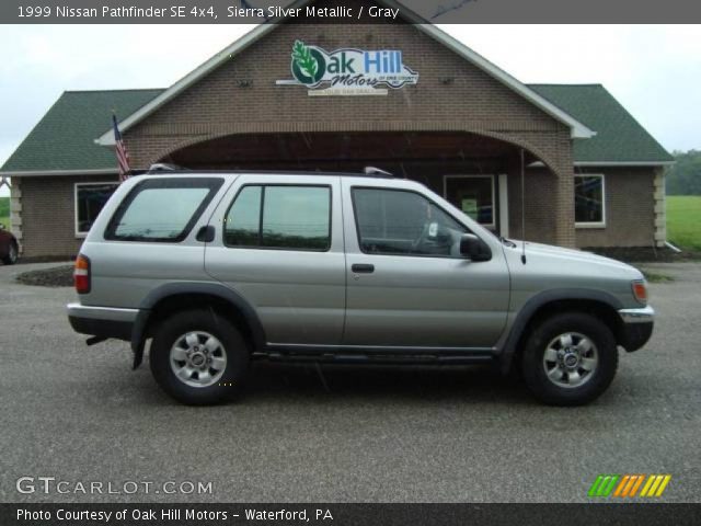 1999 Nissan Pathfinder SE 4x4 in Sierra Silver Metallic