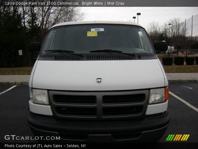 1999 Dodge Ram Van 1500 Commercial in Bright White