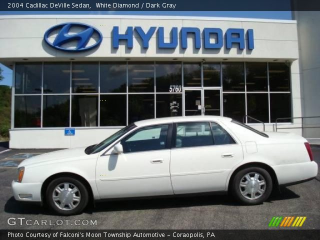 2004 Cadillac DeVille Sedan in White Diamond