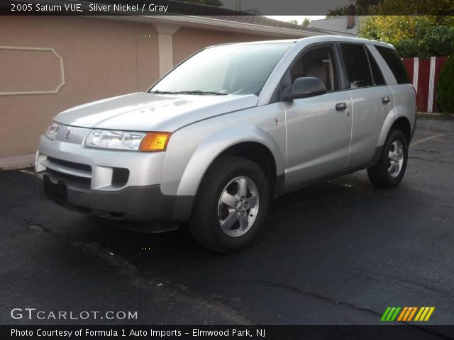 2005 Saturn VUE  in Silver Nickel