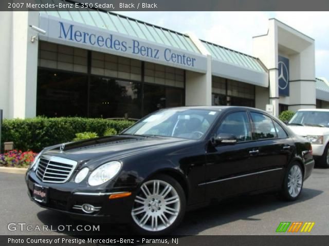 2007 Mercedes-Benz E 350 Sedan in Black