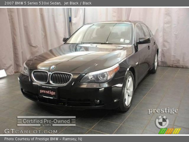 2007 BMW 5 Series 530xi Sedan in Jet Black