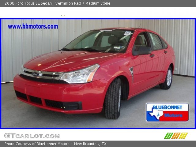 2008 Ford Focus SE Sedan in Vermillion Red