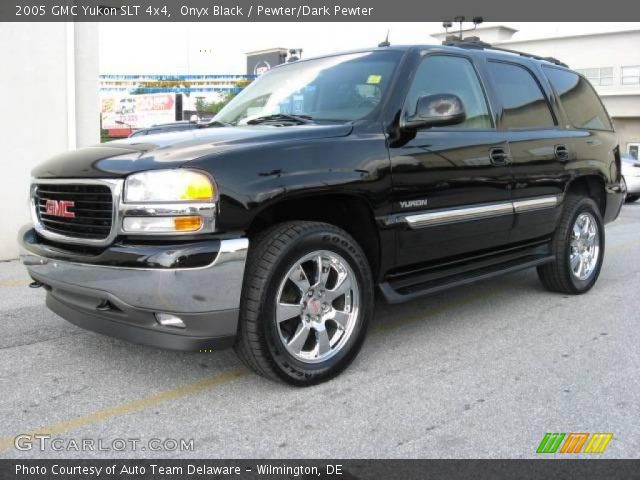 2005 GMC Yukon SLT 4x4 in Onyx Black