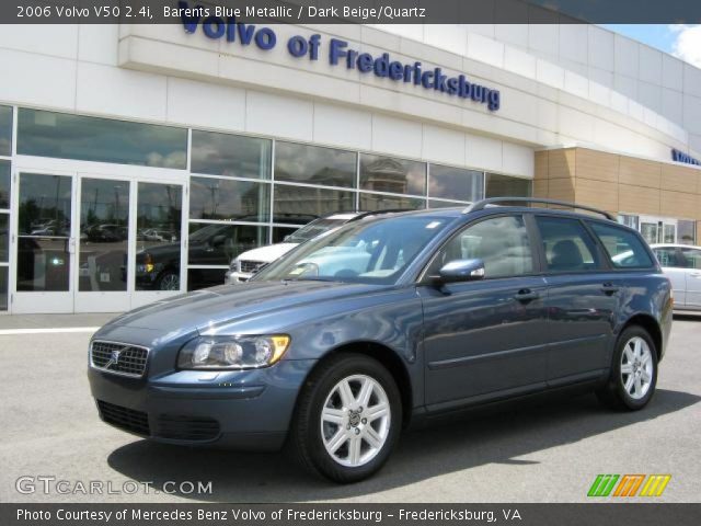 2006 Volvo V50 2.4i in Barents Blue Metallic