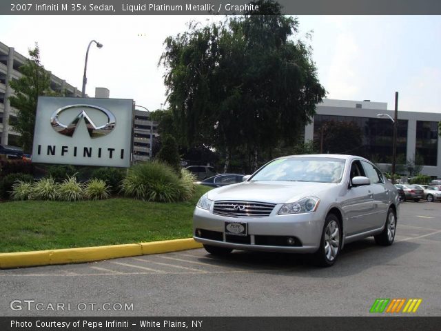 2007 Infiniti M 35x Sedan in Liquid Platinum Metallic