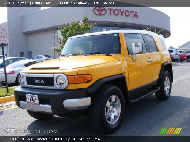 2008 Toyota FJ Cruiser 4WD in Sun Fusion Yellow
