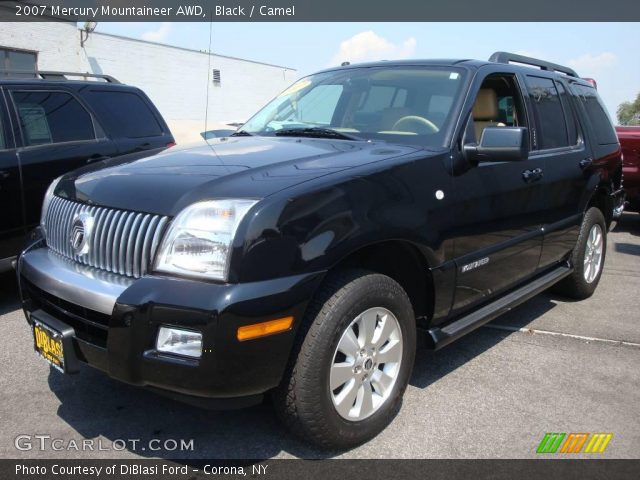 2007 Mercury Mountaineer AWD in Black