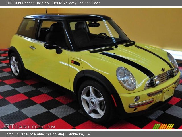 2002 Mini Cooper Hardtop in Liquid Yellow