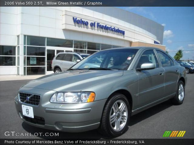 2006 Volvo S60 2.5T in Willow Green Metallic