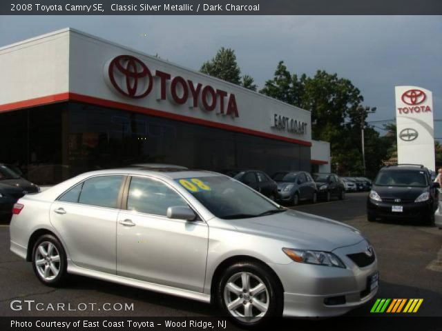 2008 Toyota Camry SE in Classic Silver Metallic