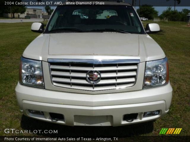 2004 Cadillac Escalade EXT AWD in White Diamond