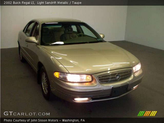 2002 Buick Regal LS in Light Sandrift Metallic