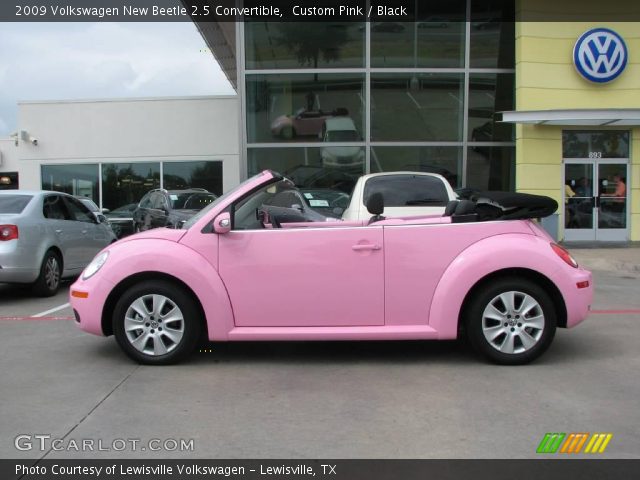 2009 Volkswagen New Beetle 2.5 Convertible in Custom Pink
