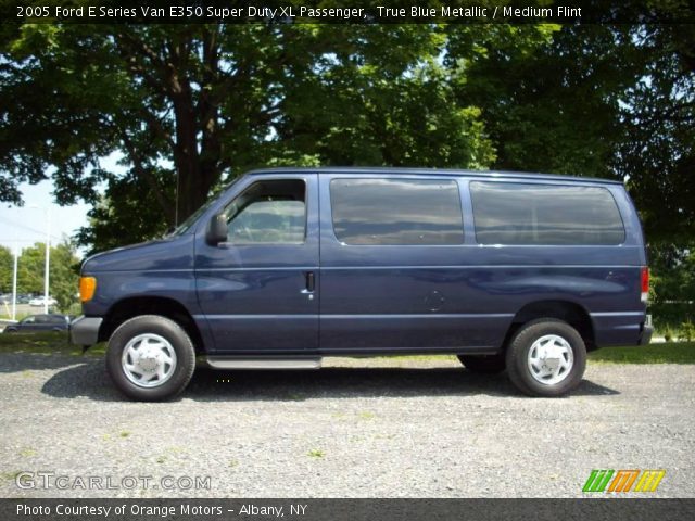 2005 Ford E Series Van E350 Super Duty XL Passenger in True Blue Metallic