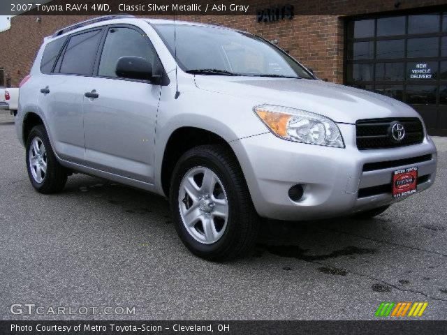 2007 Toyota RAV4 4WD in Classic Silver Metallic