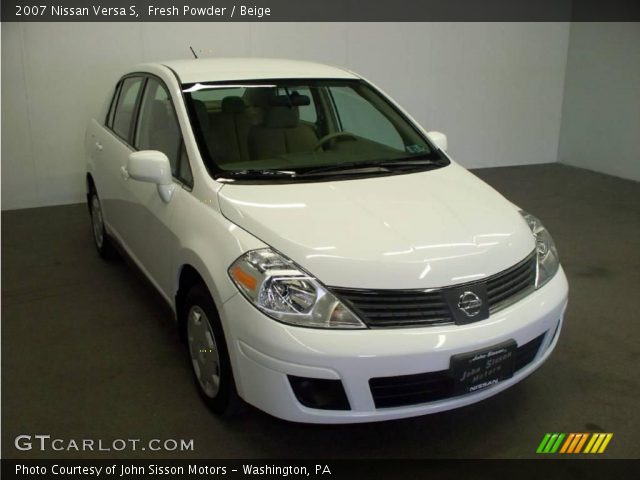 2007 Nissan Versa S in Fresh Powder