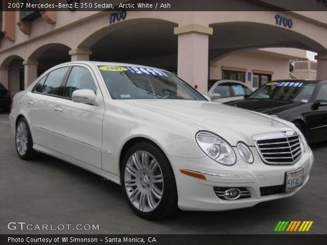 2007 Mercedes-Benz E 350 Sedan in Arctic White