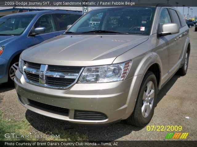 2009 Dodge Journey SXT in Light Sandstone Metallic