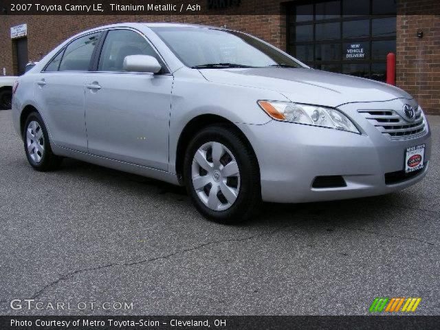 2007 Toyota Camry LE in Titanium Metallic