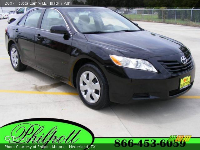 2007 Toyota Camry LE in Black