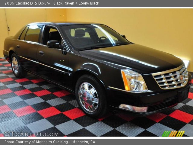 2006 Cadillac DTS Luxury in Black Raven