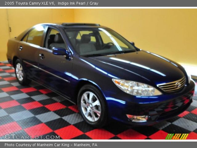 2005 Toyota Camry XLE V6 in Indigo Ink Pearl