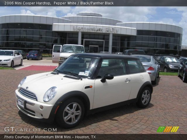 2006 Mini Cooper Hardtop in Pepper White