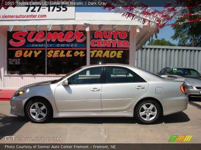 2005 Toyota Camry LE in Lunar Mist Metallic