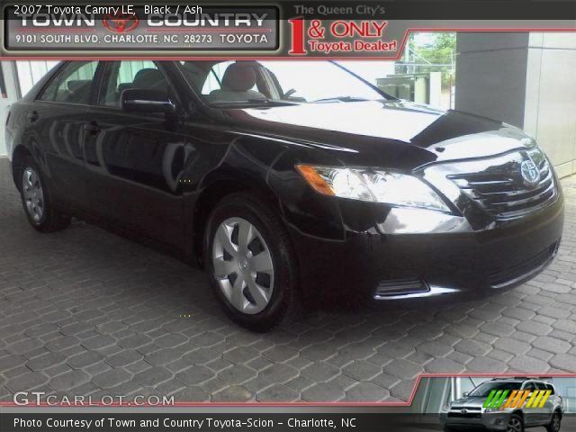 2007 Toyota Camry LE in Black
