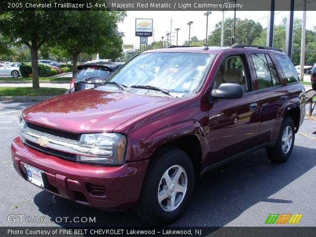 2005 Chevrolet TrailBlazer LS 4x4 in Majestic Red Metallic