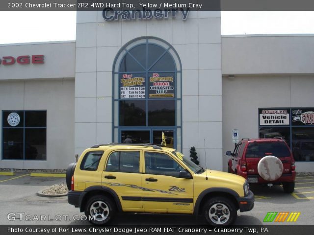 2002 Chevrolet Tracker ZR2 4WD Hard Top in Yellow