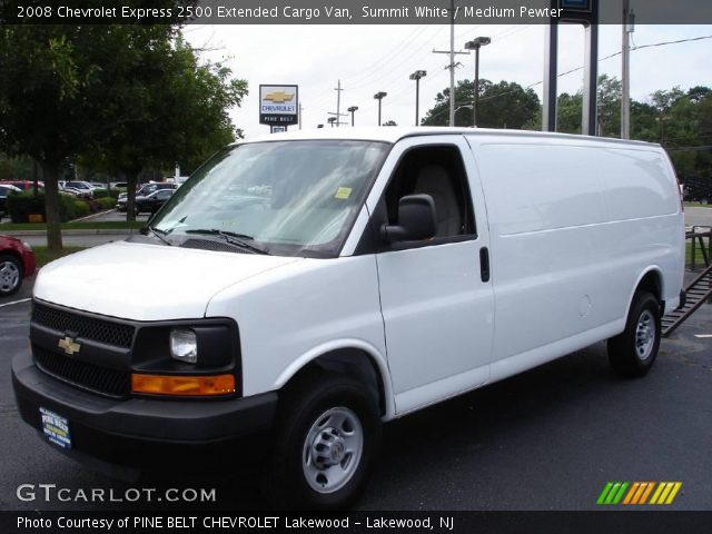 2008 Chevrolet Express 2500 Extended Cargo Van in Summit White
