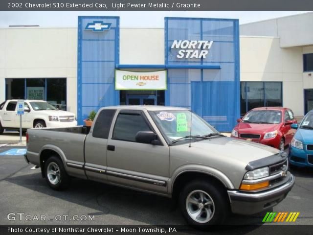 2002 Chevrolet S10 Extended Cab in Light Pewter Metallic